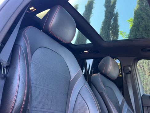 Used 2022 Mercedes-Benz GLC 43 AMG 4MATIC image 19