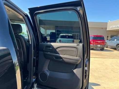 Used 2012 GMC Sierra 3500 Denali AWD/4WD image 19