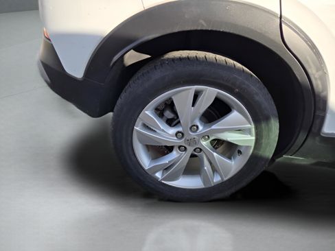 Used 2024 Buick Encore GX Preferred image 24