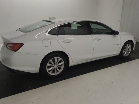 Used 2019 Chevrolet Malibu LT w/ Leather Package FWD image 10