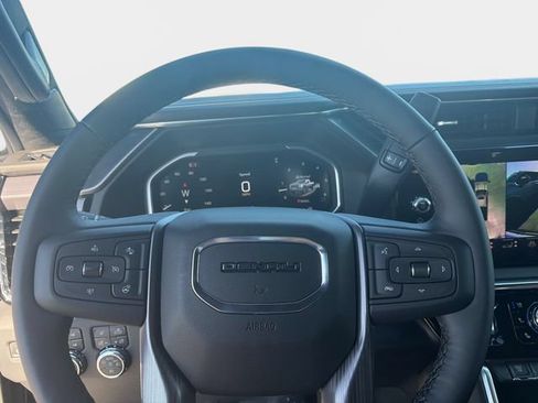 New 2026 GMC Sierra 2500 Denali Ultimate AWD/4WD image 21