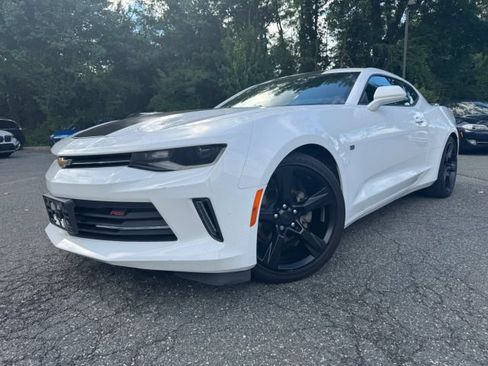 Used 2017 Chevrolet Camaro LT RWD image 1