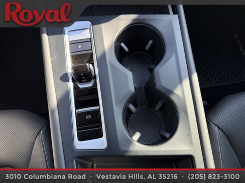 Certified 2025 Volkswagen Atlas SE image 21