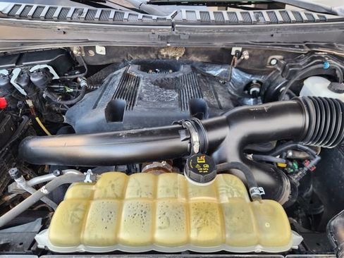 Used 2020 Ford Expedition XLT w/ Equipment Group 202A image 30