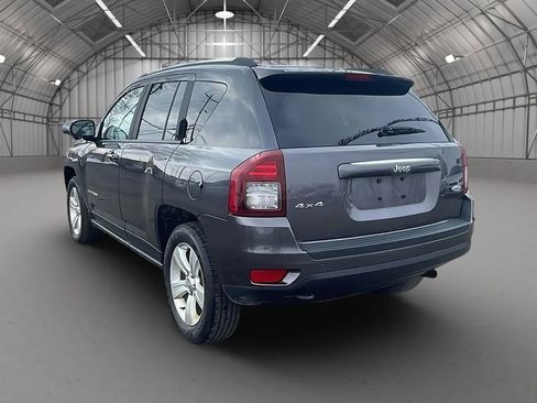 Used 2014 Jeep Compass Latitude w/ All Weather Capability Group AWD/4WD image 3