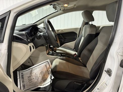 Used 2013 Ford Fiesta S image 9