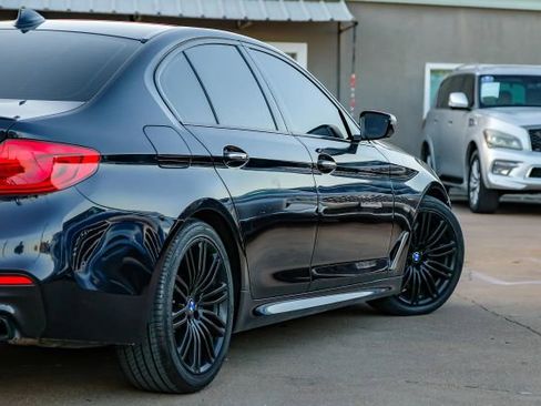 Used 2018 BMW M550i xDrive image 13