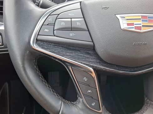 Used 2023 Cadillac XT5 Premium Luxury w/ LPO, Floor Liner Package AWD/4WD image 23
