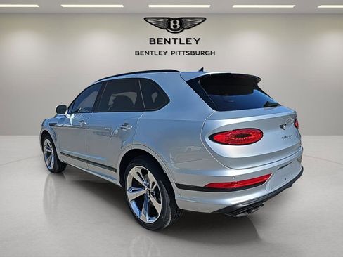 New 2024 Bentley Bentayga image 7