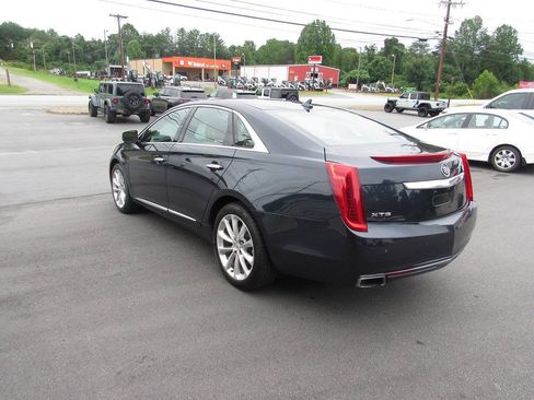 Used 2013 Cadillac XTS Luxury w/ Driver Awareness Package FWD image 6