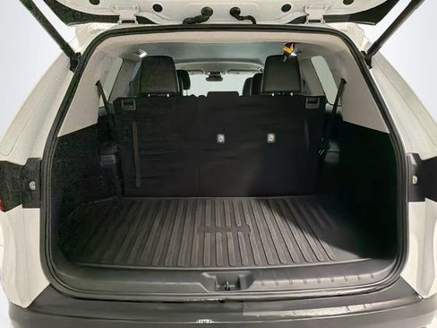 Certified 2024 Toyota Grand Highlander AWD image 20