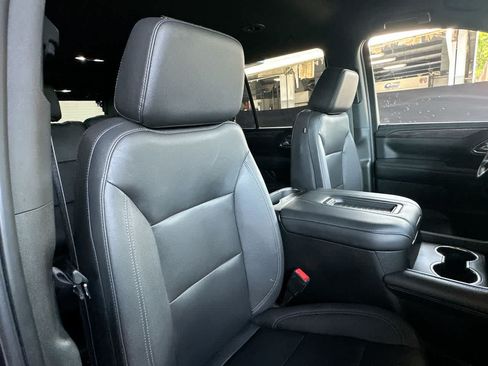 Used 2023 Chevrolet Tahoe LT w/ Luxury Package AWD/4WD image 27