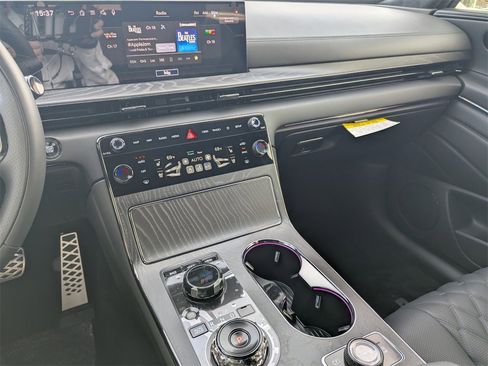 New 2026 Genesis GV80 3.5T e-SC image 19