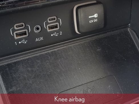 Used 2024 Jeep Grand Cherokee Altitude AWD/4WD image 26