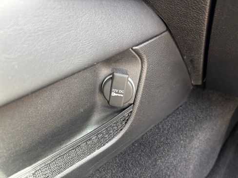 Used 2023 Dodge Challenger SXT image 30