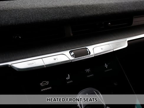 Used 2024 Lucid Air Touring image 8