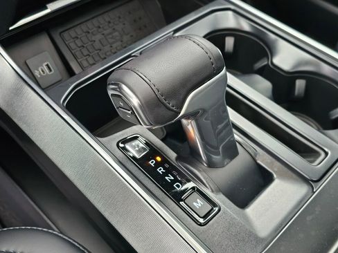 Certified 2025 Ford F150 Platinum w/ FX4 Off-Road Package image 30