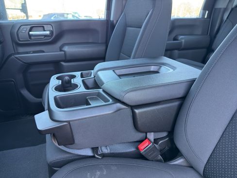 Used 2025 Chevrolet Silverado 2500 W/T w/ WT/CX Safety Package image 19