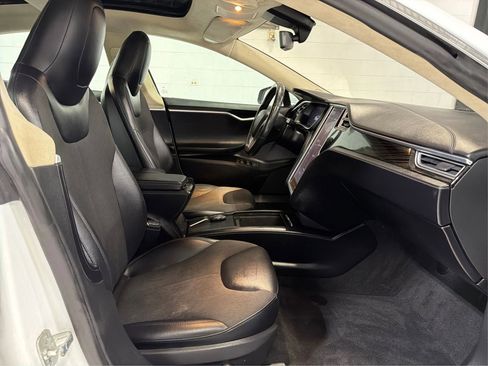 Used 2016 Tesla Model S 70D image 14