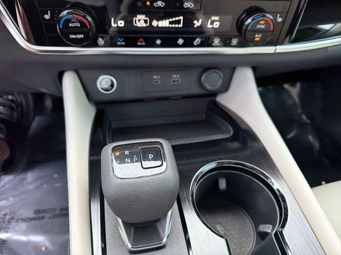 Used 2022 Nissan Rogue SL FWD image 30