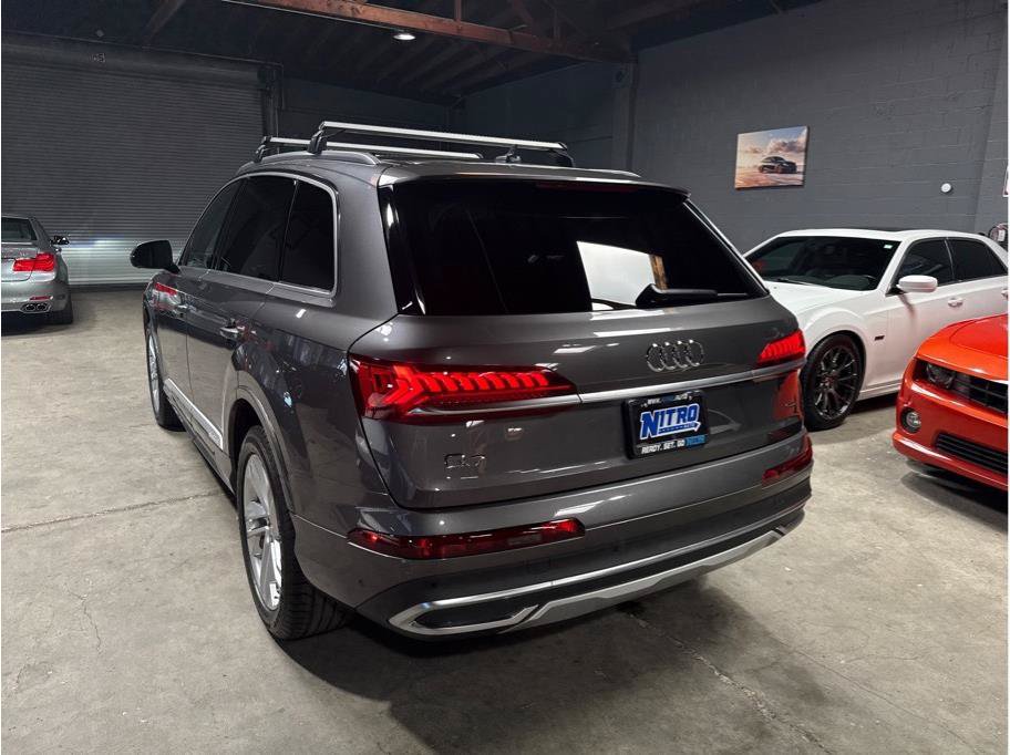 Used 2022 Audi Q7 3.0T Premium Plus w/ Premium Plus Package AWD/4WD image 4