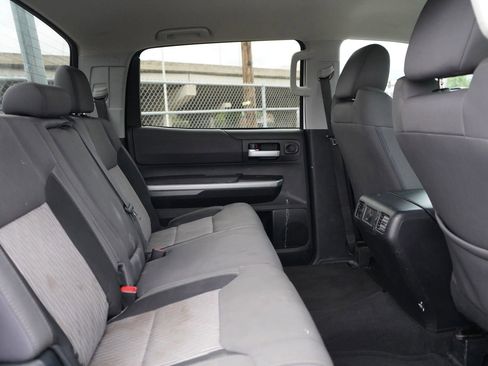 Used 2017 Toyota Tundra SR5 image 19