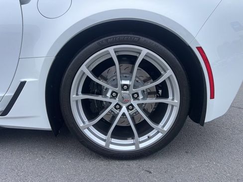 Used 2017 Chevrolet Corvette Grand Sport image 10