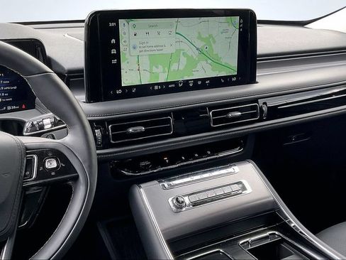 New 2026 Lincoln Aviator AWD image 6