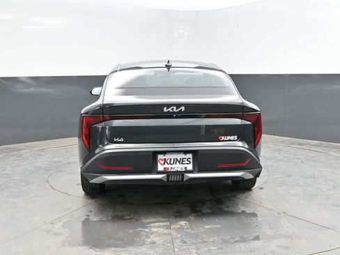 Used 2025 Kia K4 FWD image 8