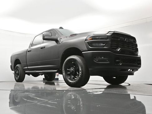 New 2026 RAM 3500 Tradesman image 39