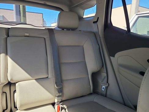 Used 2019 GMC Terrain Denali w/ Advanced Safety Package image 6