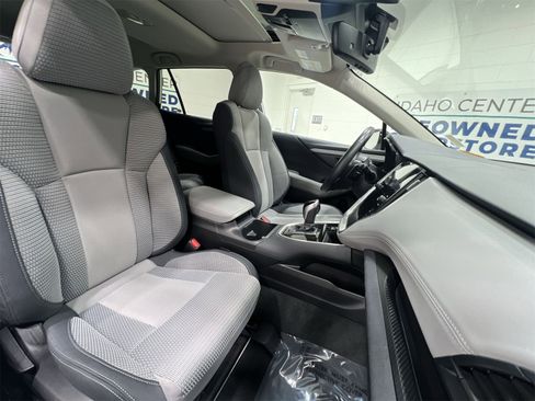 Used 2024 Subaru Outback Premium image 25