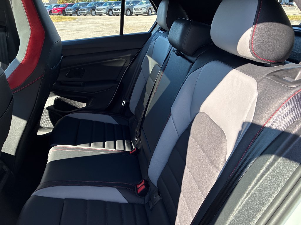 New 2026 Volkswagen GTI SE FWD image 19