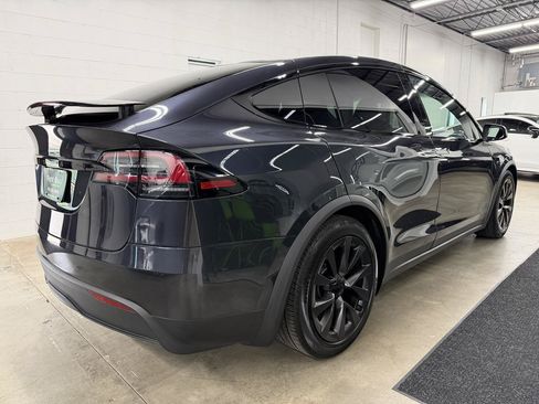 Used 2024 Tesla Model X AWD/4WD image 4