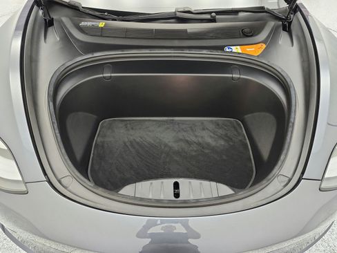 Used 2017 Tesla Model 3 Long Range RWD image 17