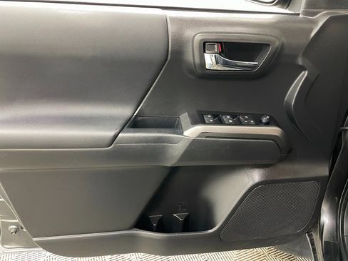 Used 2023 Toyota Tacoma TRD Off-Road image 20