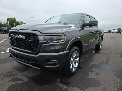 Used 2026 RAM 1500 Big Horn AWD/4WD image 2
