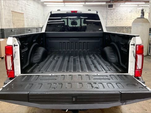 Used 2021 Ford F350 Lariat w/ Lariat Ultimate Package image 36