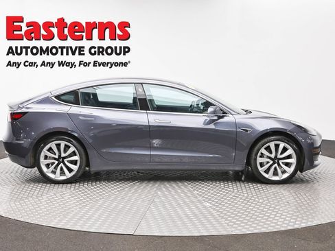 Used 2018 Tesla Model 3 Long Range image 4