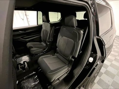 Used 2024 Jeep Grand Cherokee L Laredo AWD/4WD image 24