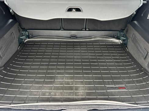 Used 2020 Mercedes-Benz GLB 250 4MATIC image 16