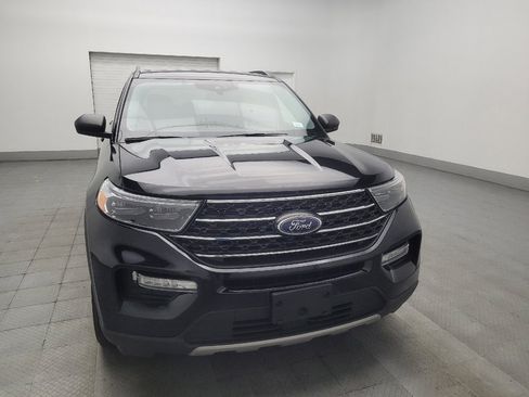 Used 2023 Ford Explorer XLT w/ Equipment Group 202A AWD/4WD image 14
