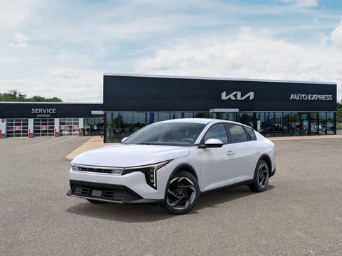New 2025 Kia K4 EX image 1