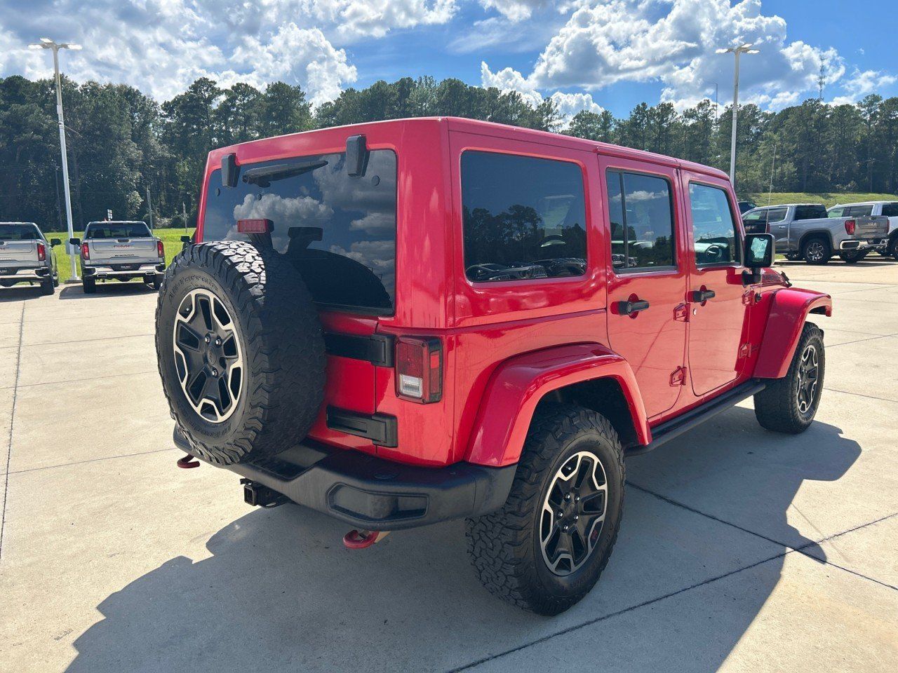 Used 2016 Jeep Wrangler Unlimited Rubicon AWD/4WD image 3