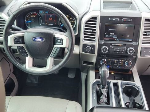 Used 2015 Ford F150 Lariat RWD image 26