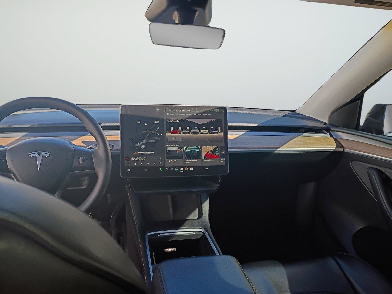Used 2023 Tesla Model Y Long Range AWD/4WD image 14