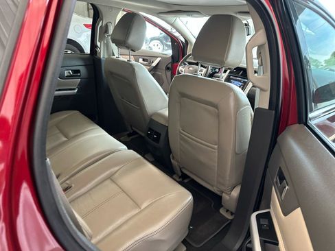 Used 2014 Ford Edge Limited w/ Equipment Group 301A FWD image 19