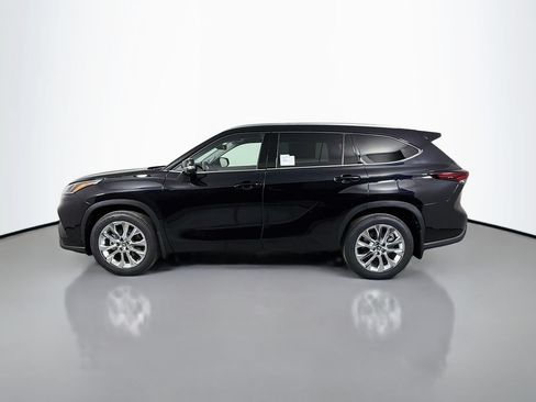 New 2026 Toyota Highlander Limited AWD/4WD image 8