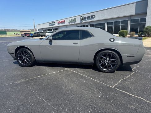 Used 2023 Dodge Challenger SXT w/ Blacktop Package image 8