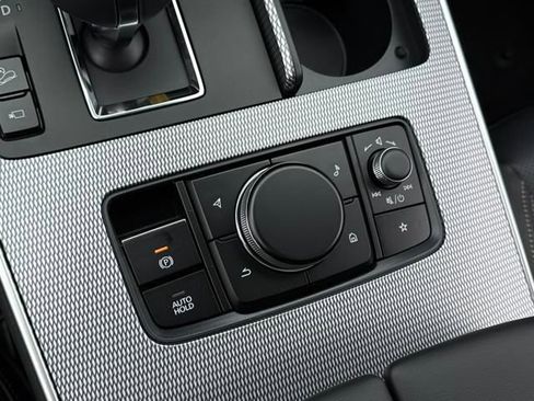 New 2025 MAZDA CX-70 Plug-In Hybrid w/ Premium Plus image 19